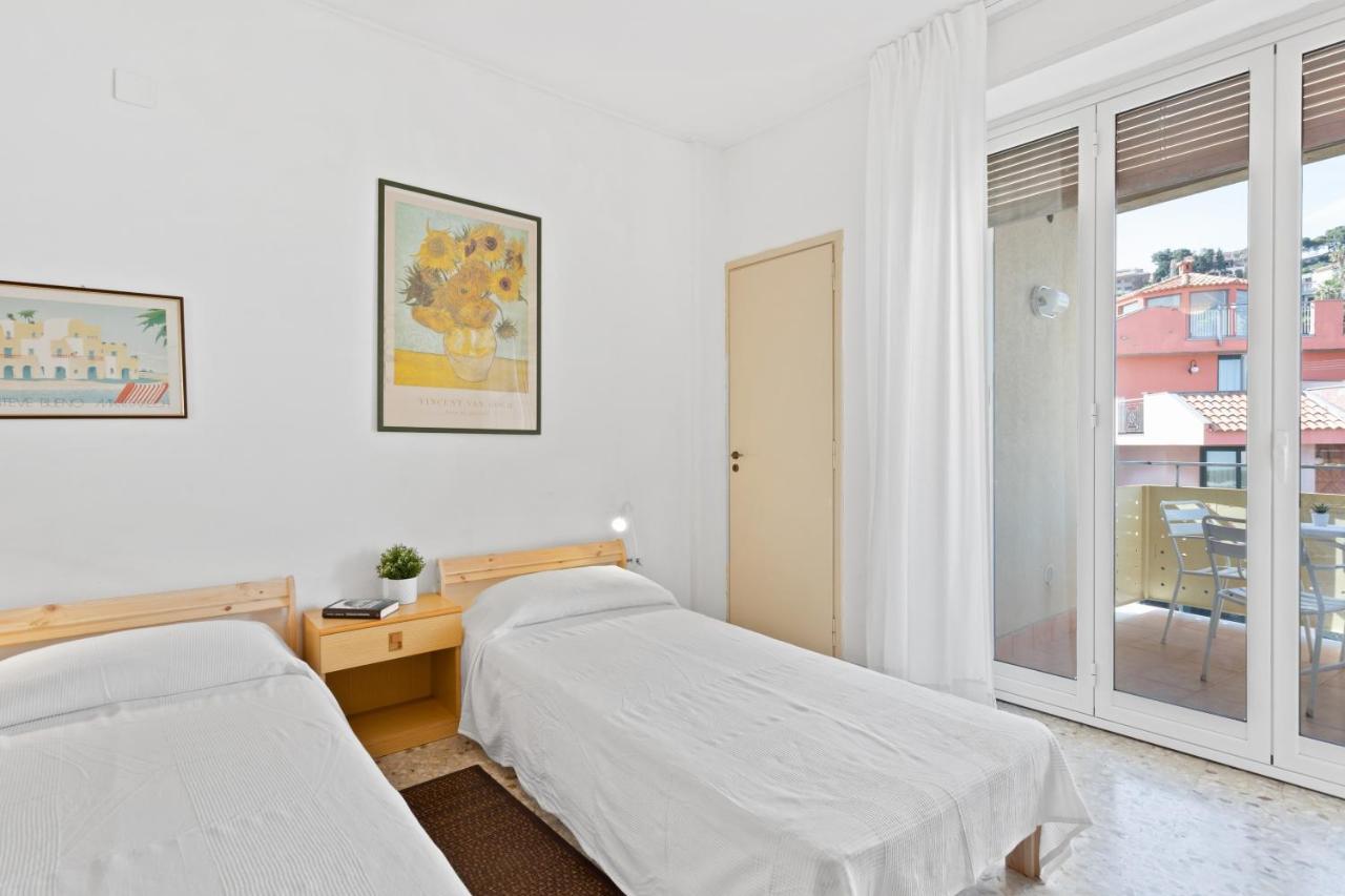 Aci Castello Seaview Apartment With Parking מראה חיצוני תמונה