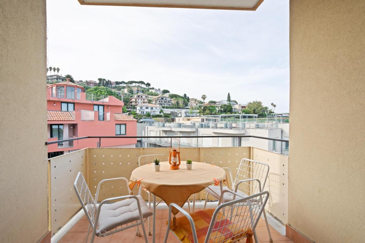 Aci Castello Seaview Apartment With Parking מראה חיצוני תמונה
